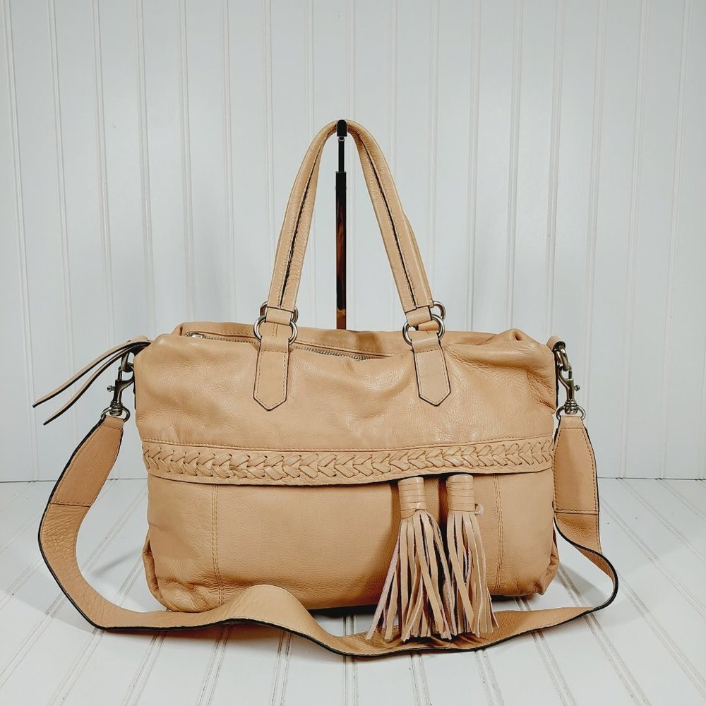 Joelle Hawkens Tan Cream Cow Leather Crossbody Strap Shoulder Teasel Bag 0104